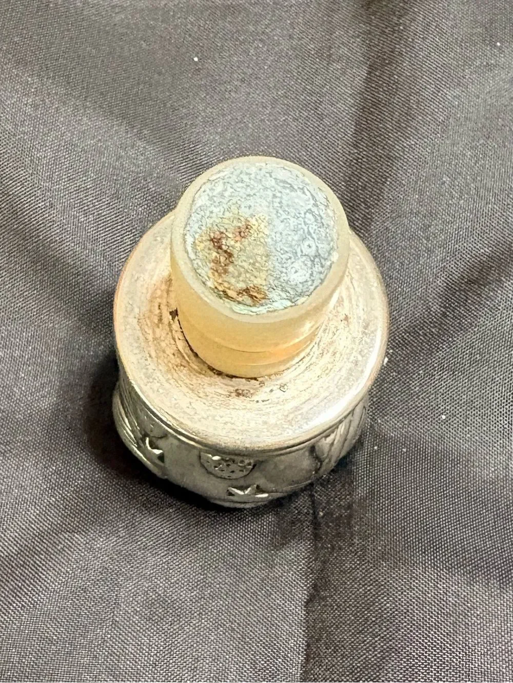 Vintage Neiman Marcus 2001 Out of This World Wine Bottle Stopper Silver Plate